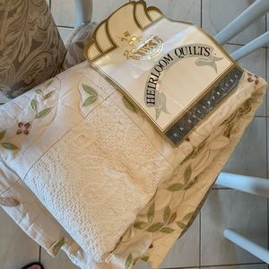 Brand New Blanket/Quilt (100% Cotton)